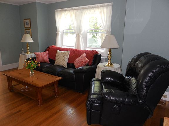 2nd image of 54 Florence Ave