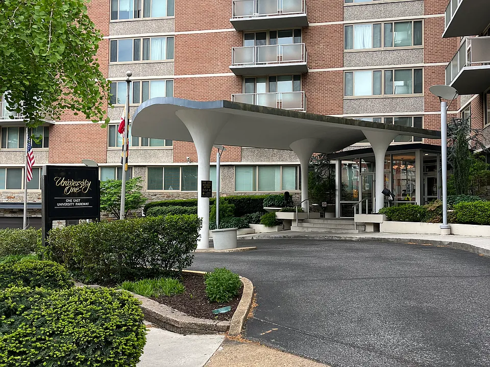 1 E University Pkwy #1103