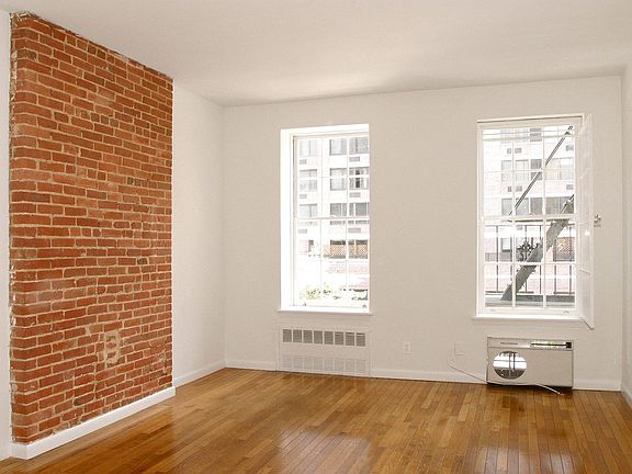 4th image of 1812 2nd Ave APT 3FS