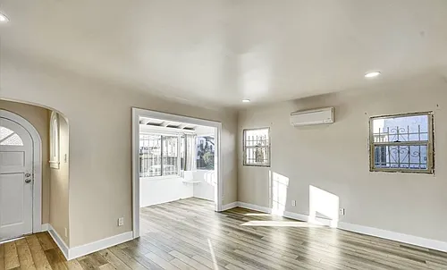 4422 3rd Ave #4422 Photo 1