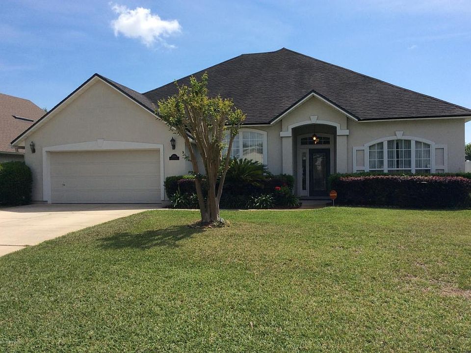 1st image of 2004 Chaucer Ln