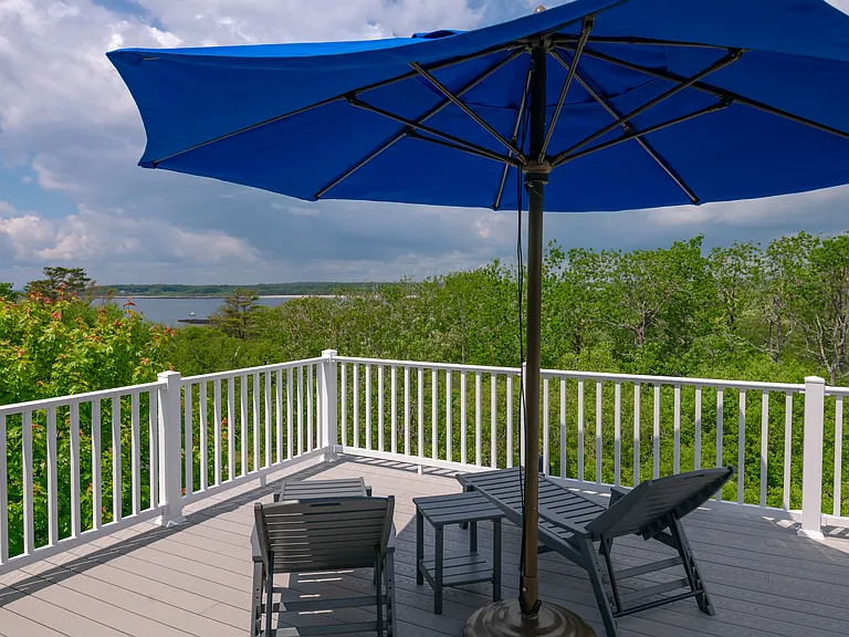 the third floor sunbathing deck with the ocean view