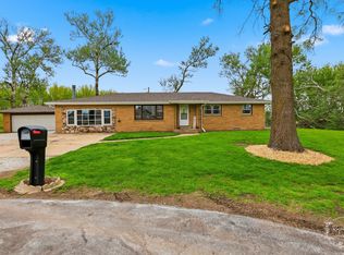 235 E 2740 South Rd S, Kankakee, IL 60901