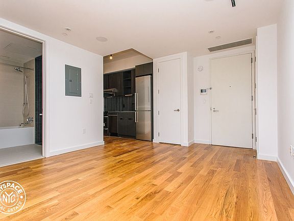 5th image of 123 Melrose St #665