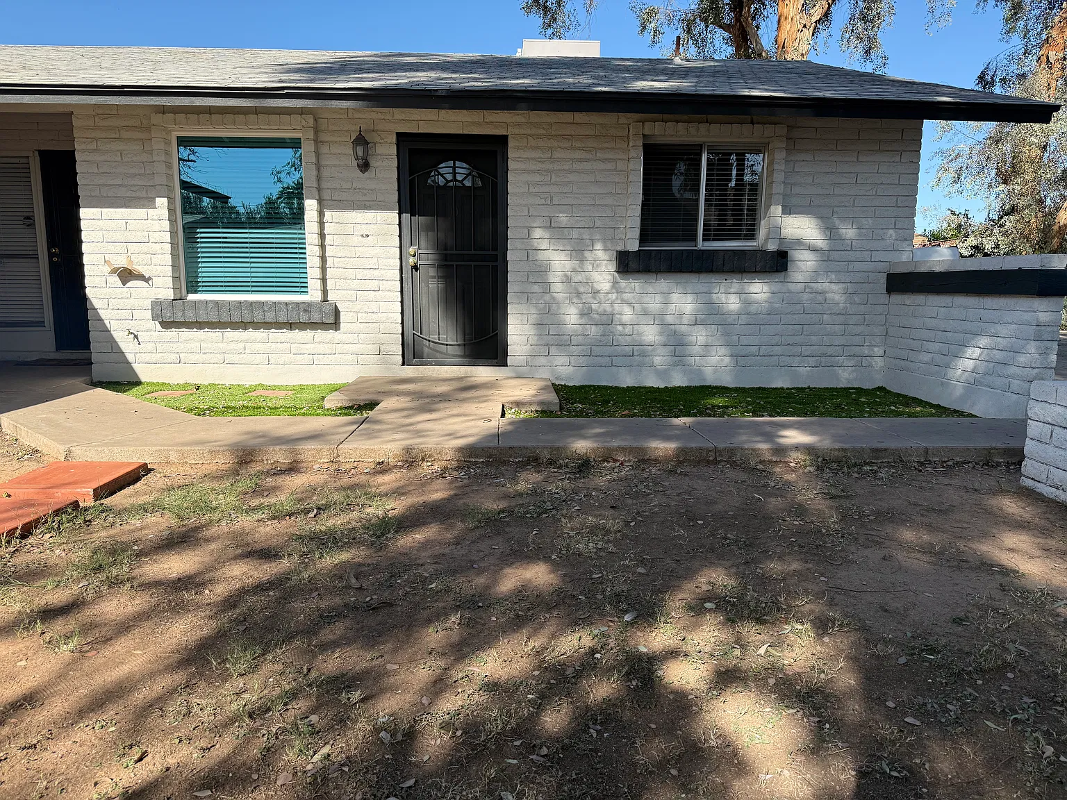 2 bed, 900 sqft, $1,650 — Photo 1