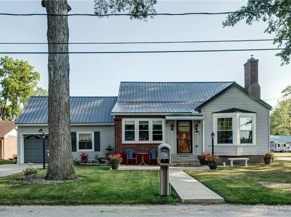 315 W Park Dr, Greenville, OH 45331