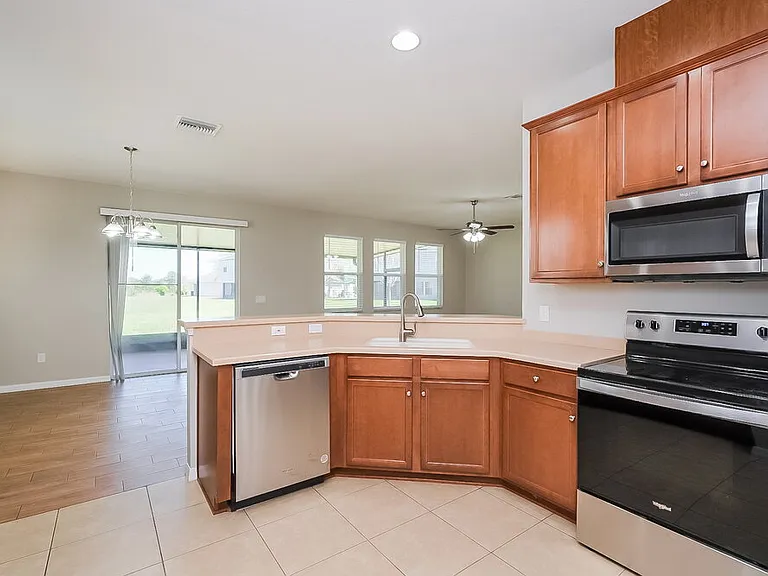 6139 Trent Creek Dr — Photo 8