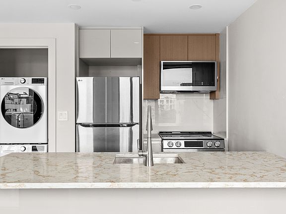 5th image of 37-42 30th St #3B