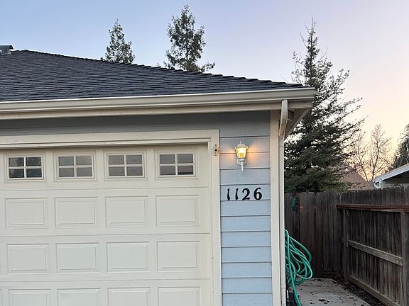 5th image of 1126 Bradley Court