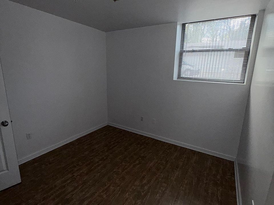 2nd image of 6 Longfellow Ave #Bb1