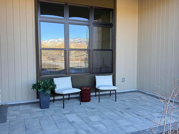 3rd image of 517 Cottontail Ct