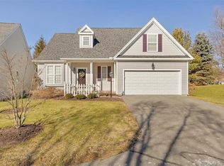11 Phillips Farm Rd #11, East Hartford, CT 06118