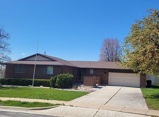 281 N Pin Oak Cir, Kaysville, UT 84037