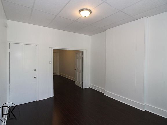 4th image of 241 Kingsland Ave APT 2R