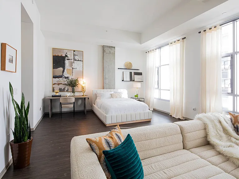 Studio bedroom at 1600 Vine in Hollywood, CA.