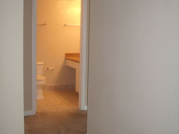 2nd image of 4195 N Haverhill Rd APT 303