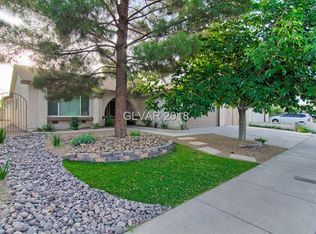 808 Dawn Dr, Las Vegas, NV 89110