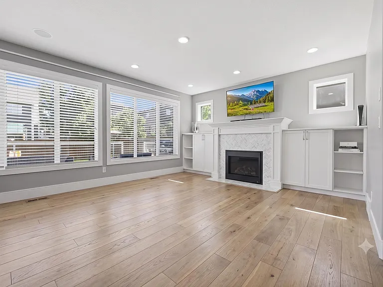 1305 Hainstock Way SW — Photo 10