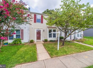 6902 Villa Del Rey Ct, Springfield, VA 22150