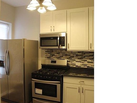 4th image of 6620 S Saint Lawrence Ave