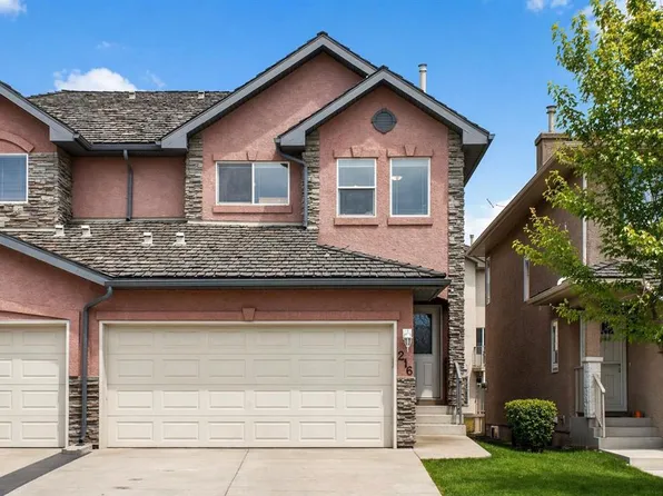 216 SW Royal Crest Vw NW, Calgary, AB T3G 5W4