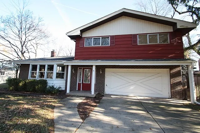 1761 Shawnee Trl photo 1