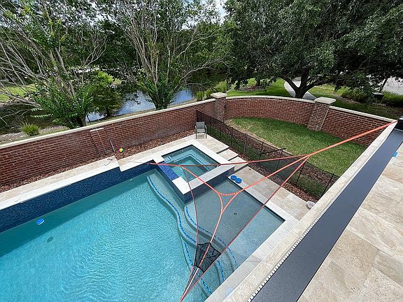 5th image of 8867 Abbey Leaf Ln