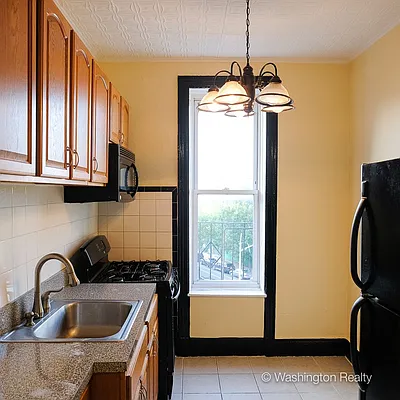 Rented by Washington Realty Corp. | media 33