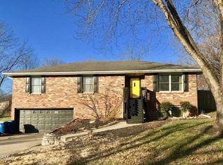 242 Fredricks Ln, Jefferson City, MO 65101
