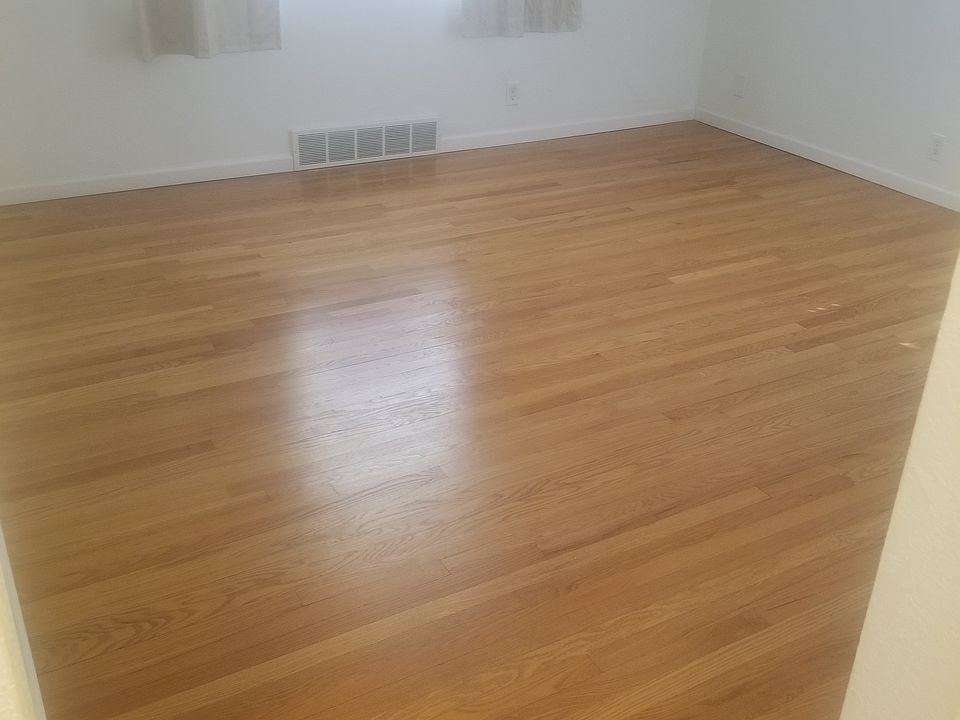 2nd image of 207-1 E Monclay Ct #207