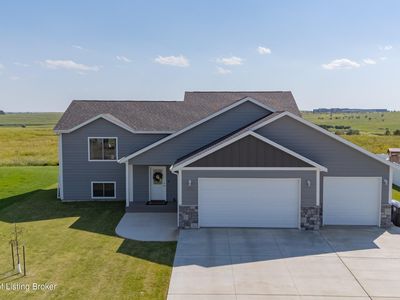 2119 Wahl St, Dickinson, ND, 58601