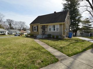 50 Quaker Rd, Hamden, CT 06517