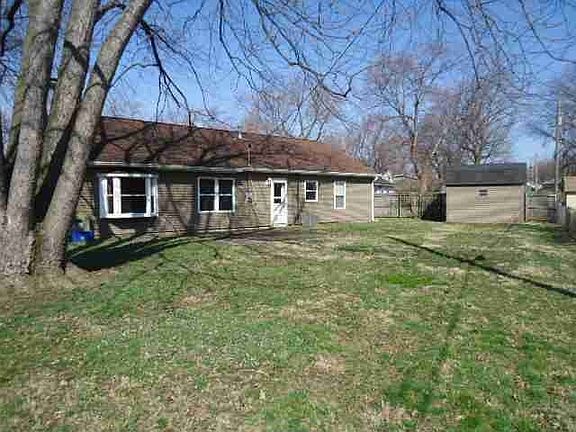 4th image of 2313 Sioux Pl