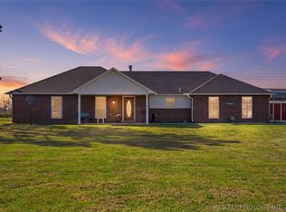 103600 S 4620th Rd, Sallisaw, OK 74955