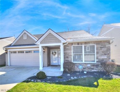 1027 Stonecutters Ln, South Euclid, OH, 44121