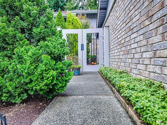 Private and secure courtyard entrance.