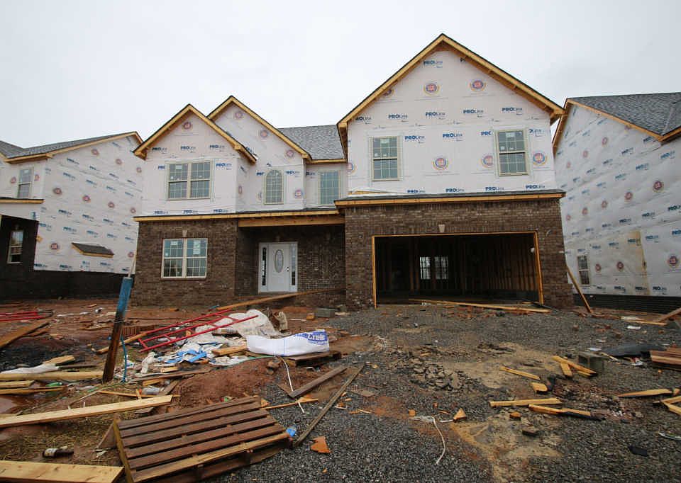 1st image of 141 Charleston Oaks