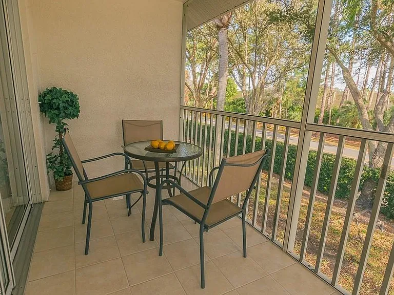 960 Partridge Cir #1-202 — Photo 14