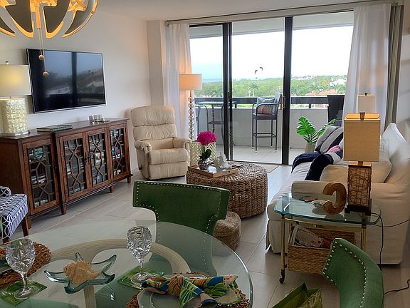 3rd image of 601 Seaview Ct APT C704