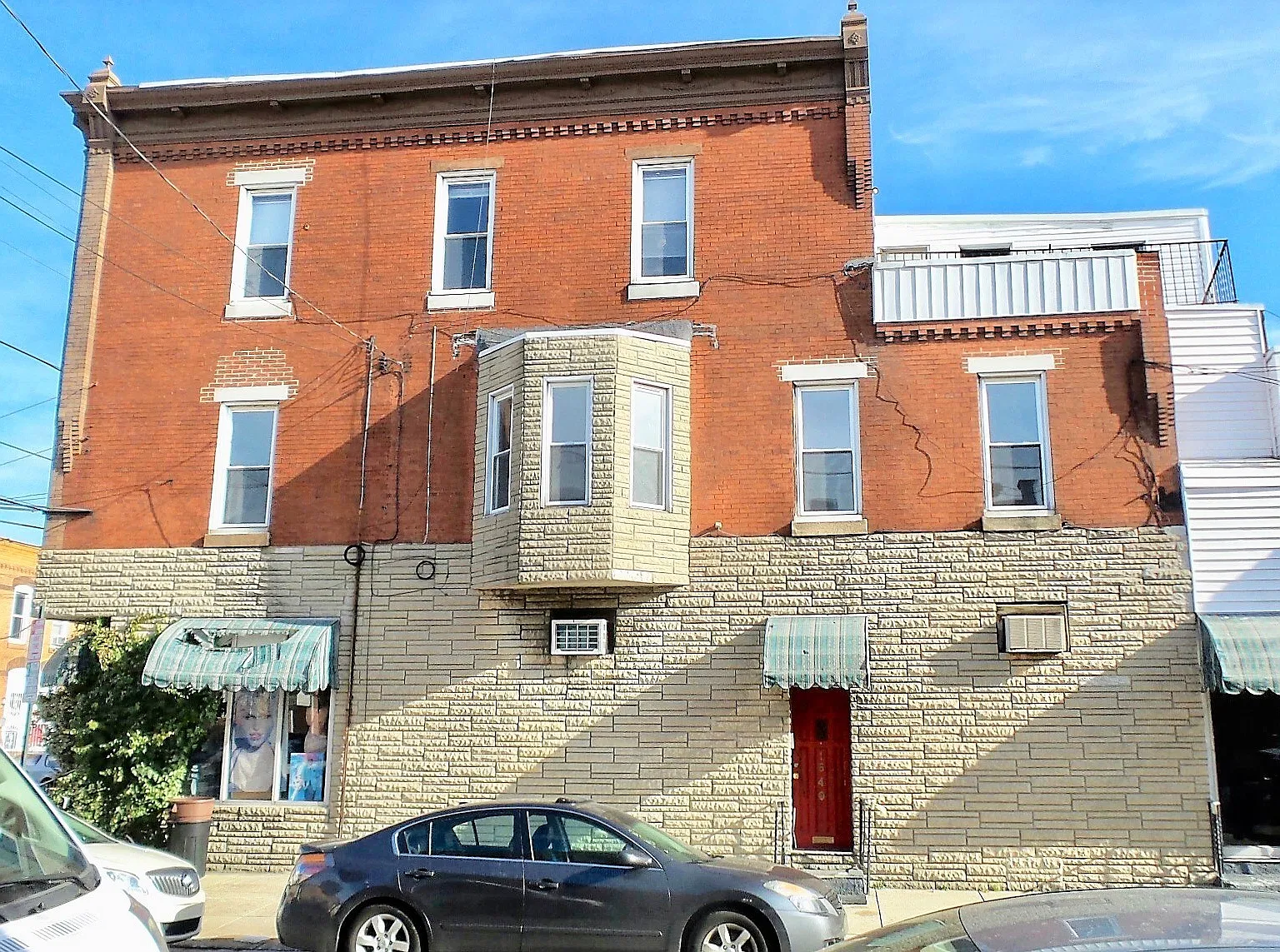 1640 Wolf Street - Unit 3 — Photo 1