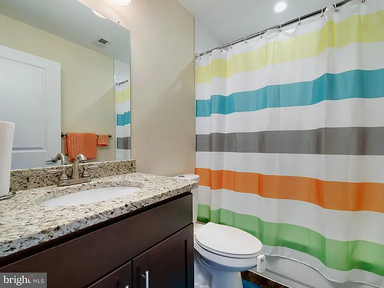 741 Maury Ave — Photo 24