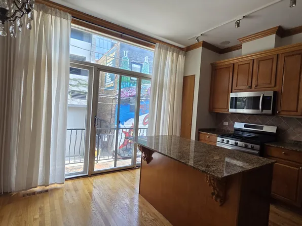 849 W Ohio St Unit 3, Chicago, IL 60642