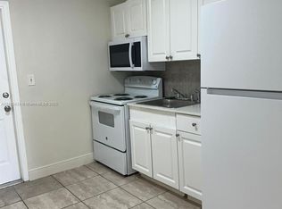 4141 SW 20th St #3, Hollywood, FL 33023