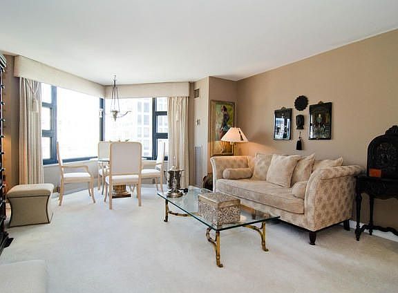 3rd image of 401 E Ontario St APT 1807