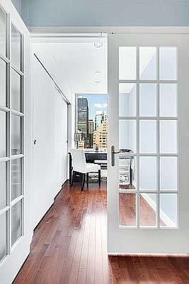 5th image of 225 E 34th St APT 14B