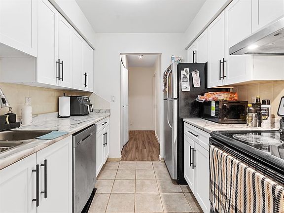 5th image of 10620 150th St #1615