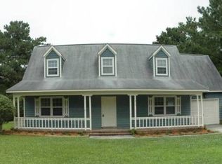 214 Disney Dr, Wilmington, NC 28409