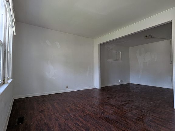 5th image of 7056 Idlewild Ave #1