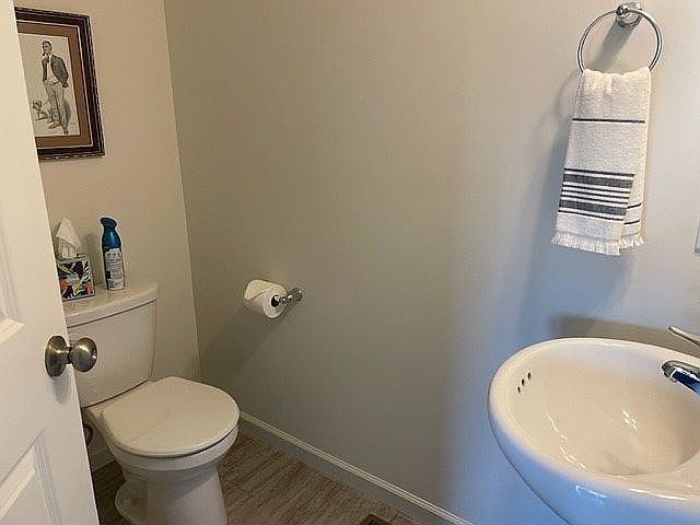Listing photo 5