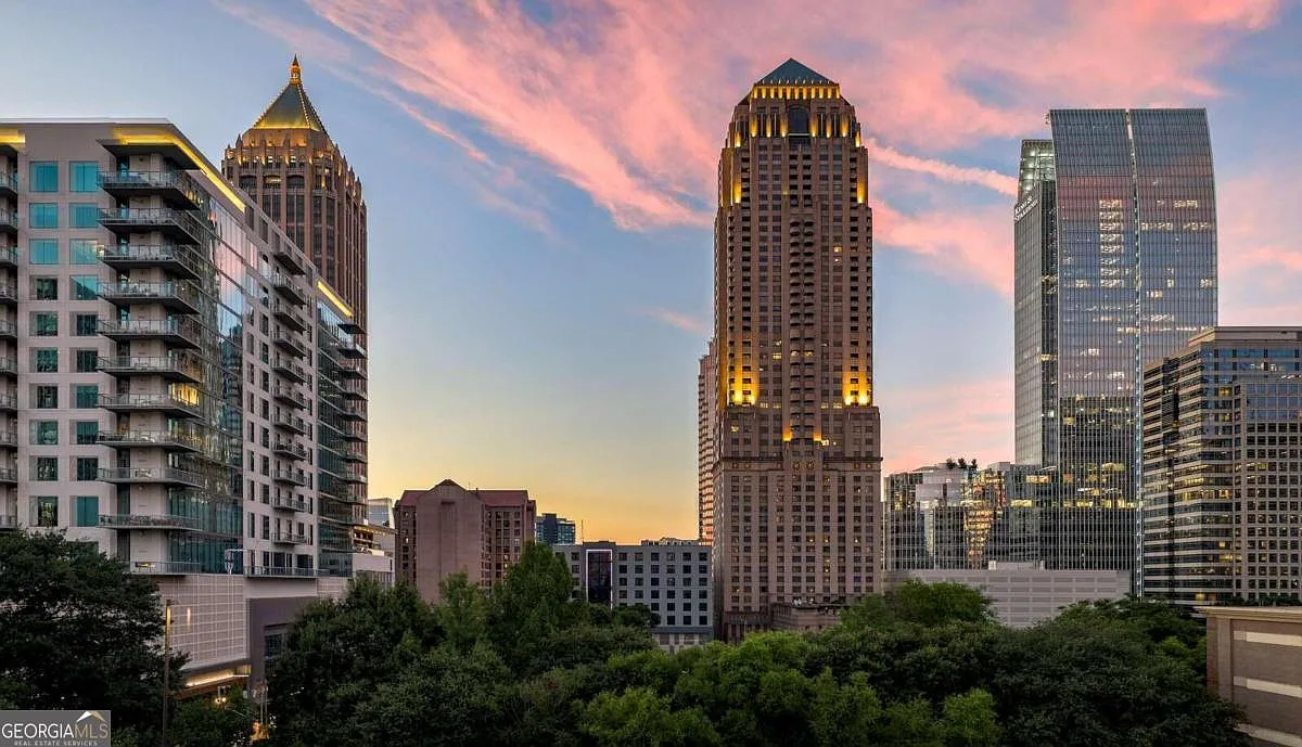 1075 Peachtree Walk NE Unit A417 photo 1